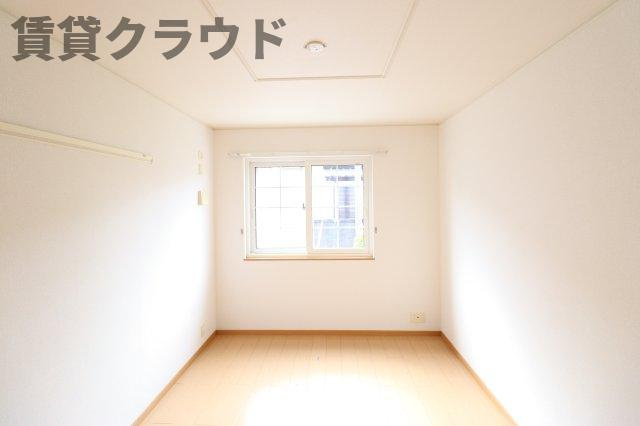ヴァン・リュミエールの洋室|使い勝手のいい洋室です