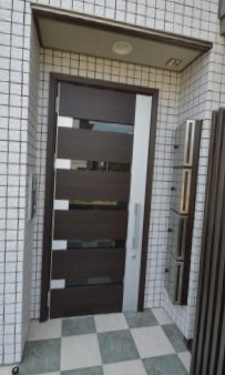 富士ハウスのエントランス