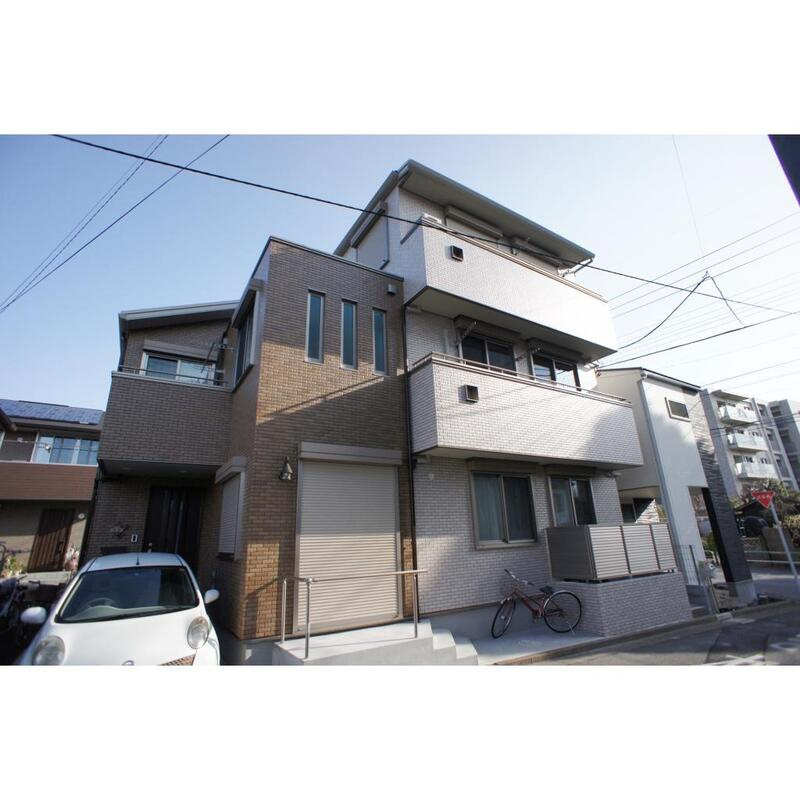 調布市入間町３丁目のアパート