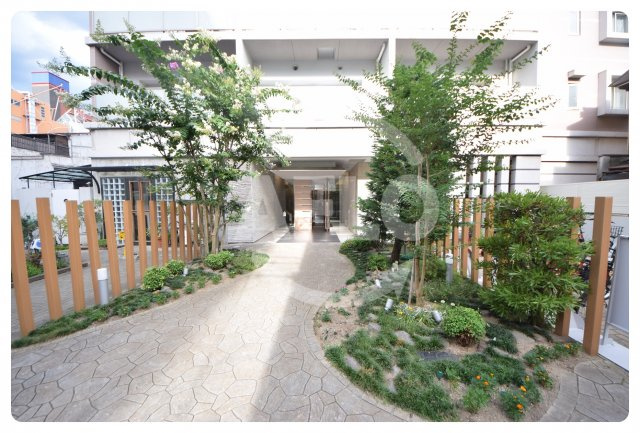 casa　feliceのエントランス|casa　felice（カーサフェリーチェ）　エントランス