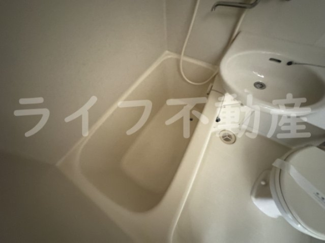 グランデージ新深江の浴室|落ち着いた空間のお風呂です