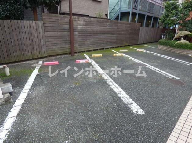 ＩＬ　ＭＥＳＳＡＧＧＩＯの駐車場
