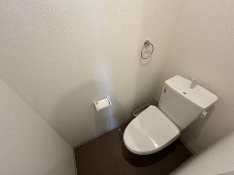 ジーメゾン大宮吉野町のトイレ
