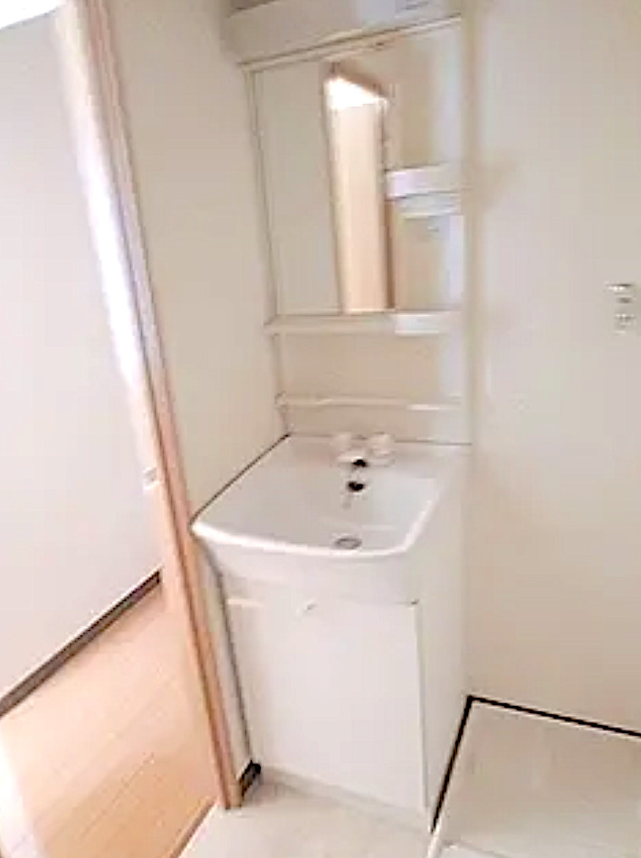 サングレースの洗面所