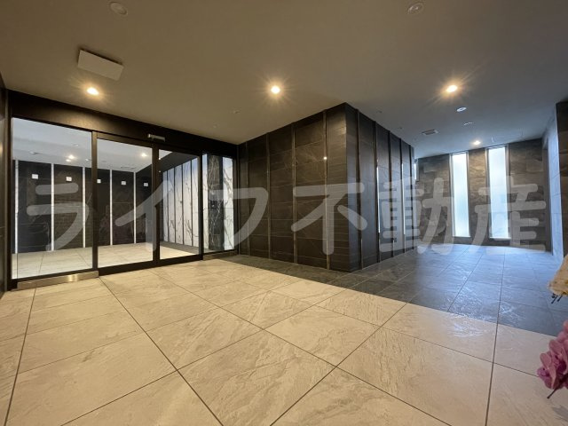 Avenir新深江のロビー|建物の内部です