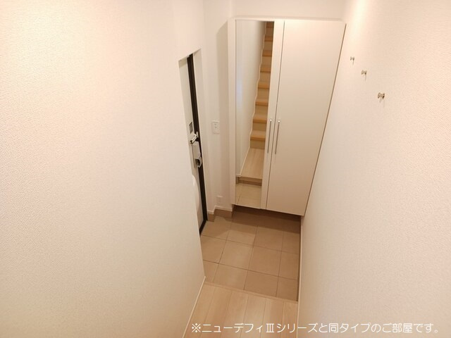 ルシアンの玄関