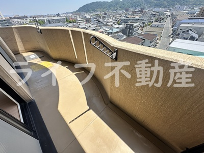 フローリッシュ北田のバルコニー