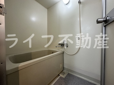 フローリッシュ北田の浴室