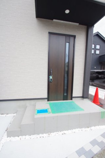 【エントランス】 | 【仲介手数料無料！！】府中市新町2丁目　新築戸建て（全3棟）3号棟　5380万円