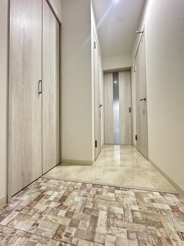 ラモーナ照ヶ丘Ⅱの玄関