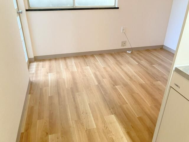 パトリエ本蓮沼の洋室