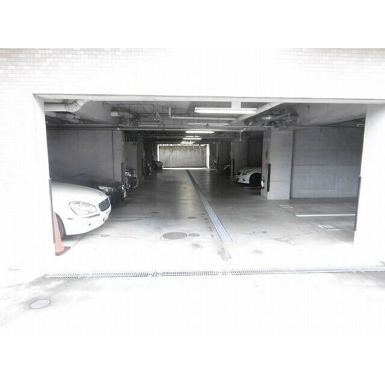 【駐車場】 | ソレイユ