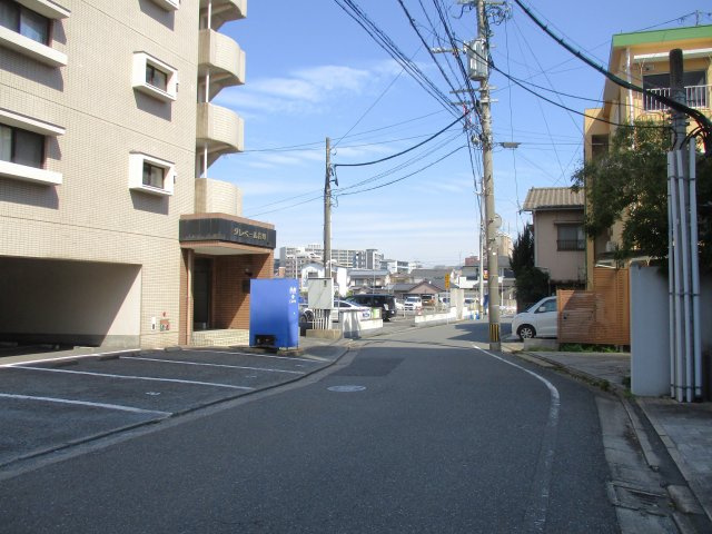 アーバンパレス三萩野Ⅱ（A-8）の周辺