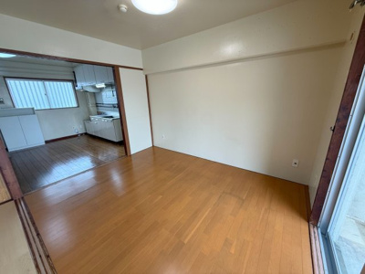 【洋室】 | 神里アパート | ※306号室の写真を掲載しております