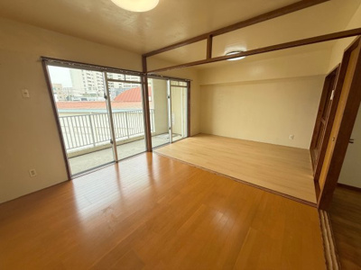 【洋室】 | 神里アパート | ※306号室の写真を掲載しております