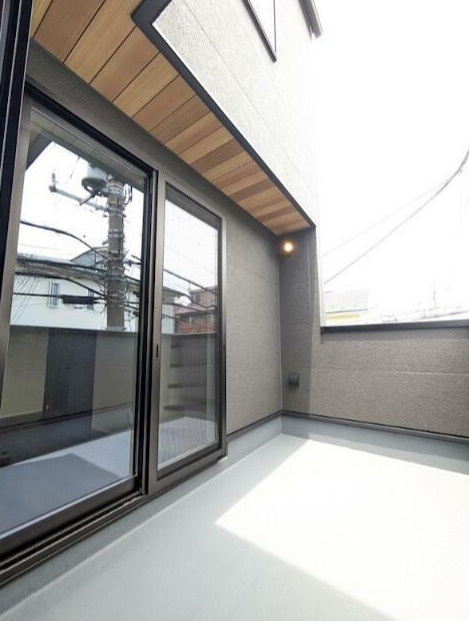 東が丘１丁目戸建のバルコニー