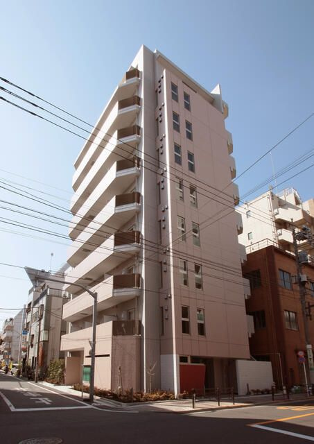 ｒａｚｖｅｉｌ入谷の外観