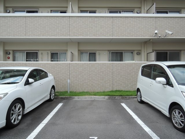 【駐車場】 | グランディールブライトⅡ