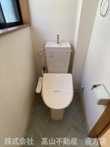 中間市中尾１丁目のアパートのトイレ
