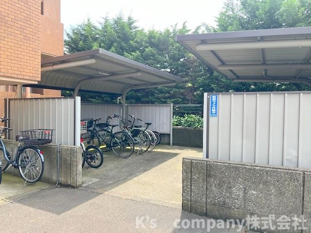 茅ヶ崎市本村5丁目　茅ヶ崎グランドハイツB棟の駐輪場|駐輪スペース◇