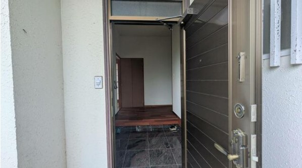 【玄関】 | 大室高原別荘地　戸建