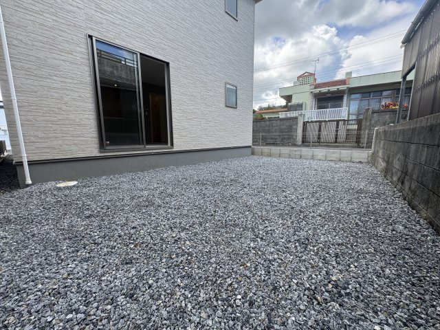 南城市玉城前川（全2棟）1号棟の庭|1号棟　広々お庭付き♪