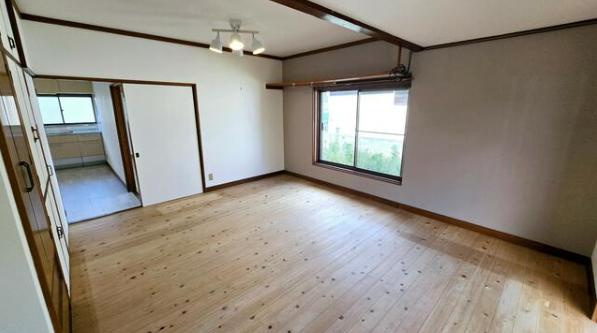 日立市東大沼町1丁目　中古戸建の洋室
