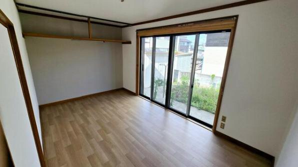 日立市東大沼町1丁目　中古戸建の洋室