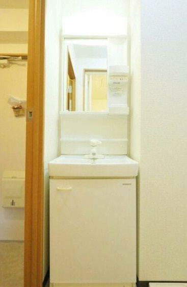 指扇駅前プラザの独立洗面台