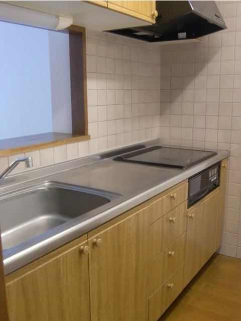 フラット日吉コートA棟のキッチン|他のお部屋の参考写真となります。