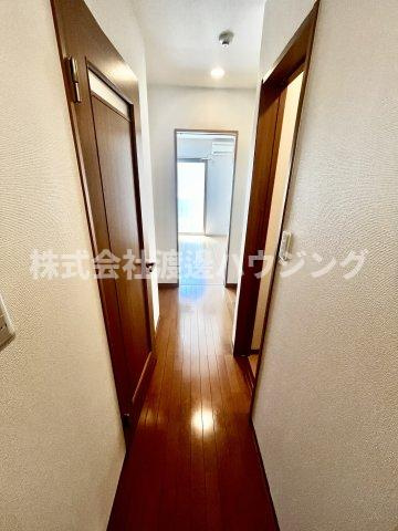 パレスハナテンⅠの玄関