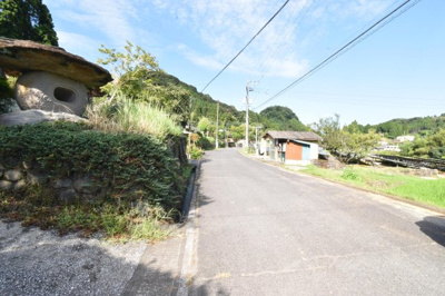 【前面道路含む現地写真】 | 霧島市隼人町西光寺