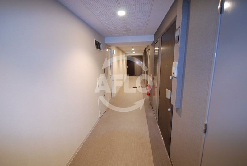 プレサンスタワー北浜のその他共用部分|プレサンスタワー北浜　共用廊下