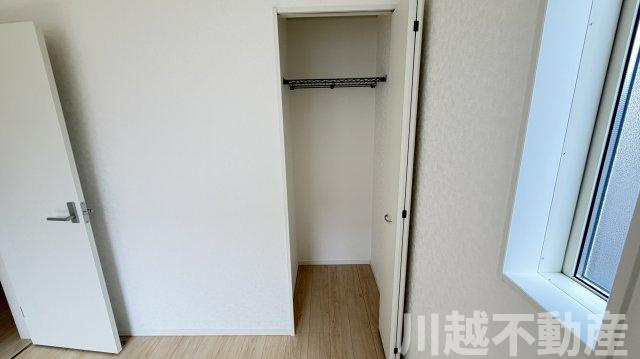 小屋裏収納付きで収納豊富の収納|買主様を支えるプロがいる