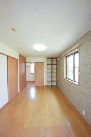 中古住宅　半田市四方木町の居間・リビング