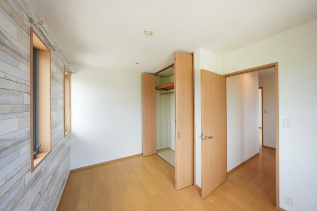 中古住宅　半田市四方木町の洋室