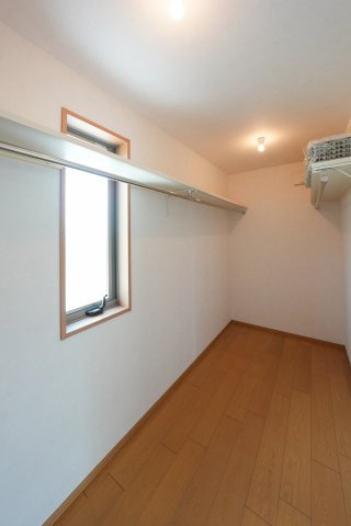 中古住宅　半田市四方木町の収納