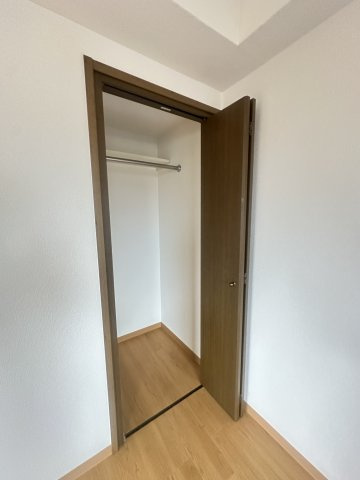 ハイライズ鳥飼の収納