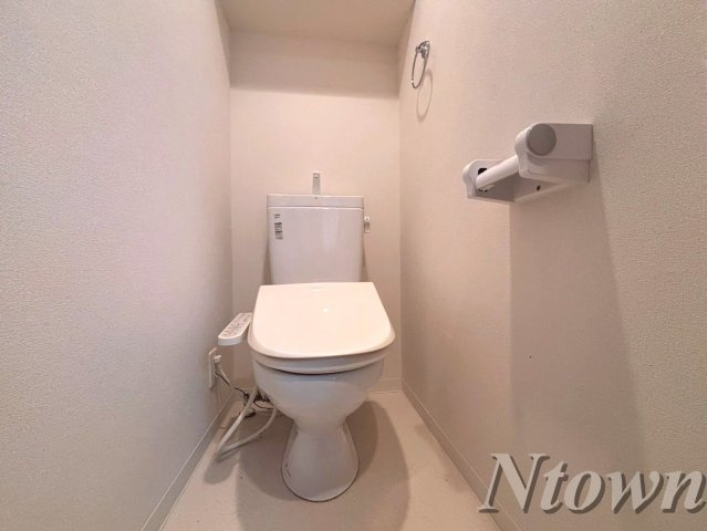 【トイレ】 | プレサンス千種アイル | 落ち着いた色調のトイレです