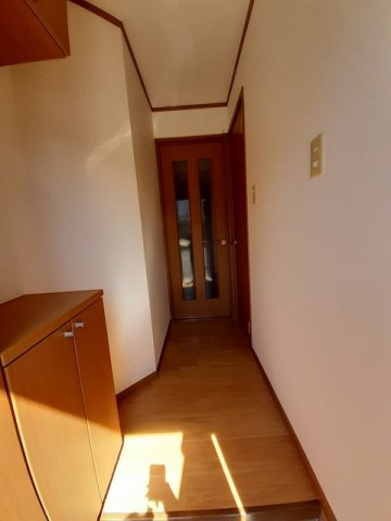 プラスペラティＡの玄関