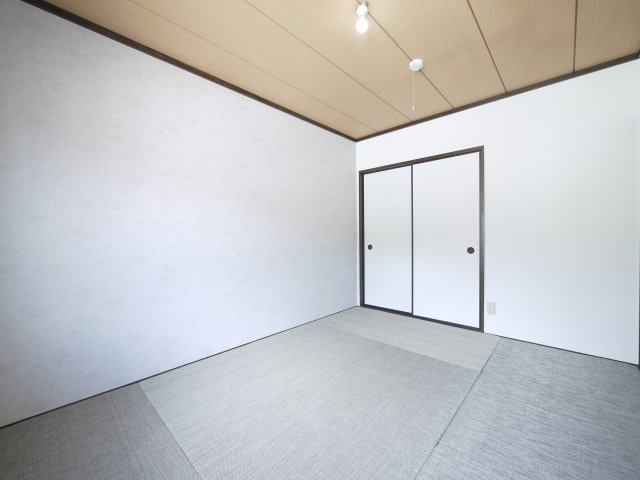 ローゼンハイムＢ棟の寝室|※写真は別の部屋のものです。