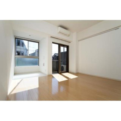 【居間・リビング】 | グレイスフォート | ※写真は同タイプ住戸です。