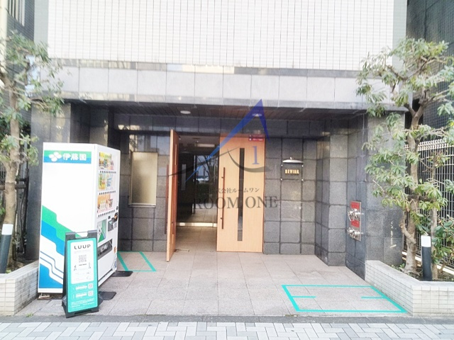 レヴィーナ東京八重洲通りのエントランス|エントランスです。
