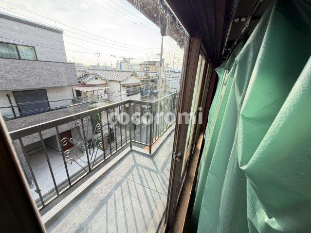 枚方市長尾西町貸家のバルコニー
