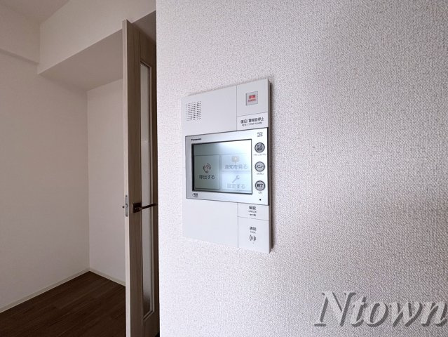 【セキュリティ】 | プレサンス千種駅前レイズ | モニター付きインターフォンです。