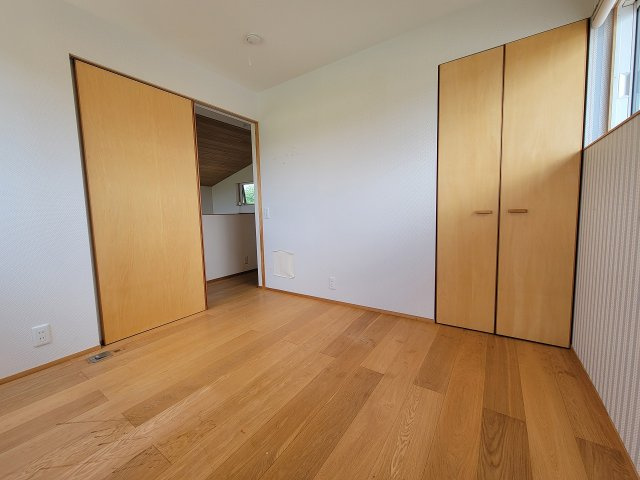 梓川倭売中古住宅の洋室