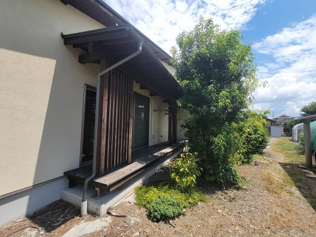 梓川倭売中古住宅の庭