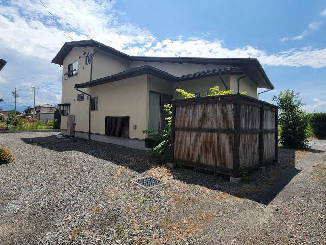 梓川倭売中古住宅の外観