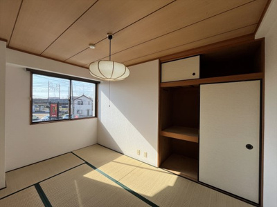 【寝室】 | チョコレートヒルズ古河 | 同物件・別部屋画像
