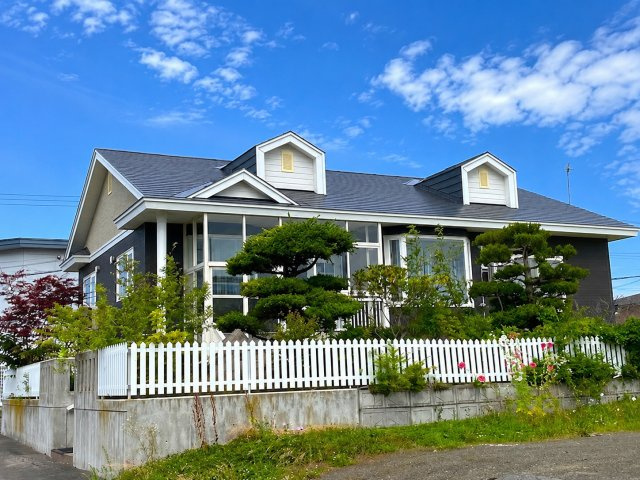 網走市つくしヶ丘5丁目10番1中古住宅の外観